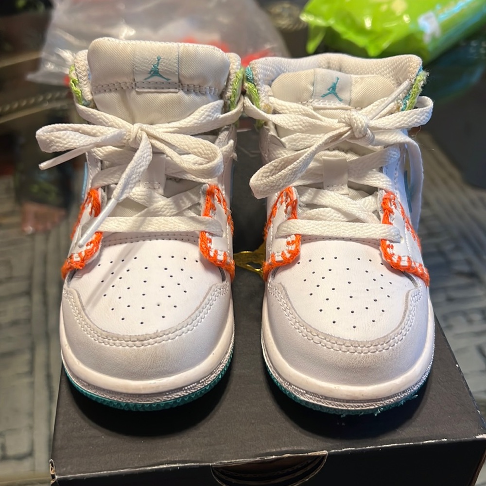 Kids Nike Jordan 1